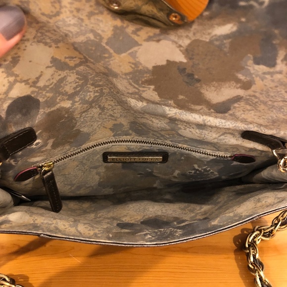 Elliott Lucca Bronze Metallic Envelope Bag, detachable chain handle - Picture 4 of 16